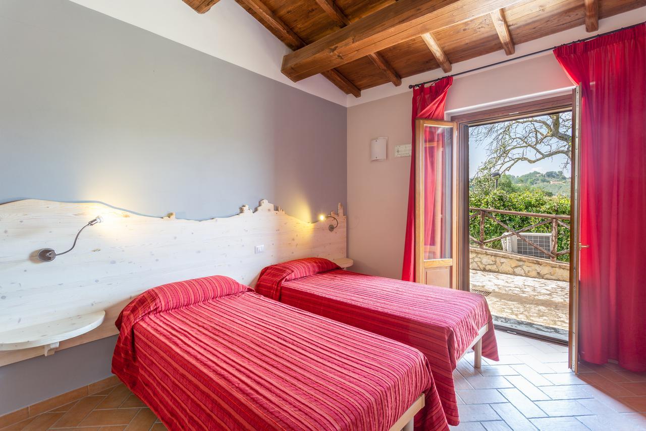 Agriturismo Dei Casali Amelia Luaran gambar