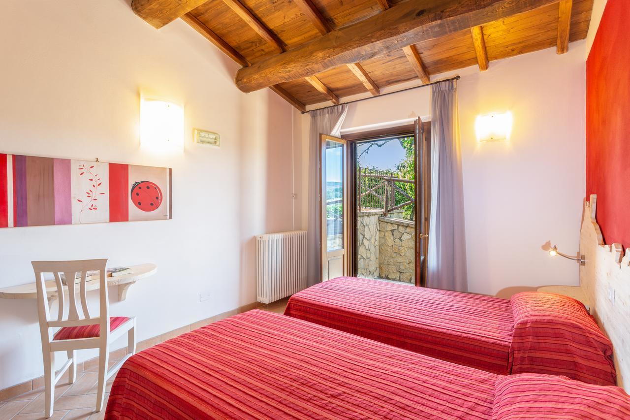 Agriturismo Dei Casali Amelia Luaran gambar